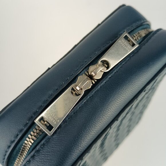 BOTTEGA VENETA Blue Leather Intrecciato Shoulder Bag - Picture 6 of 9